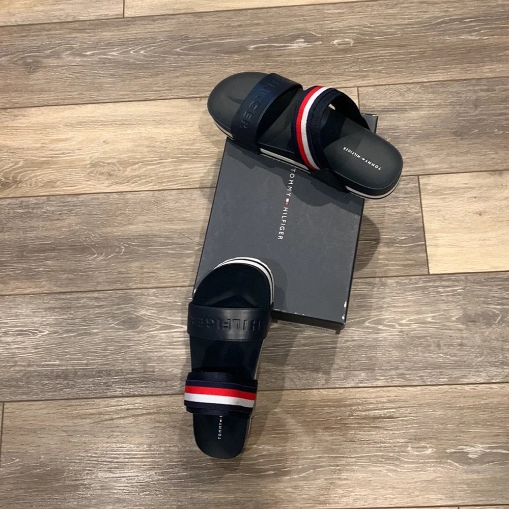 TT: Tommy Hilfiger Brysony Platform Blue White Red Strap Slides Sandals - Picture 6 of 10